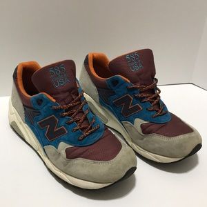 New Balance 585